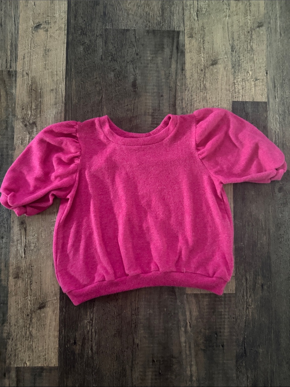 Zenana Outfitters Bright Pink Puff Sleeve size Large